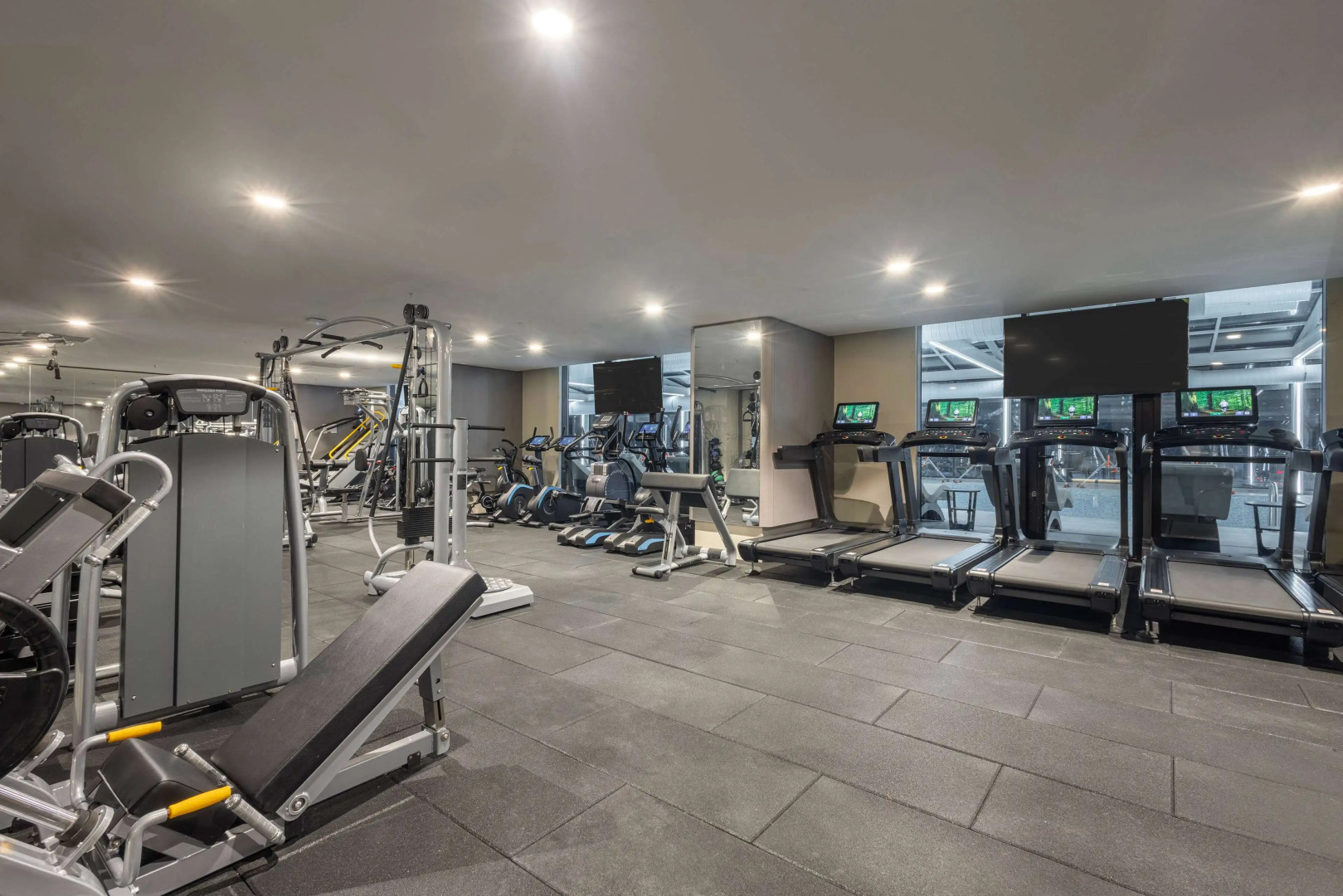 Отель Ramada Plaza By Wyndham Batumi