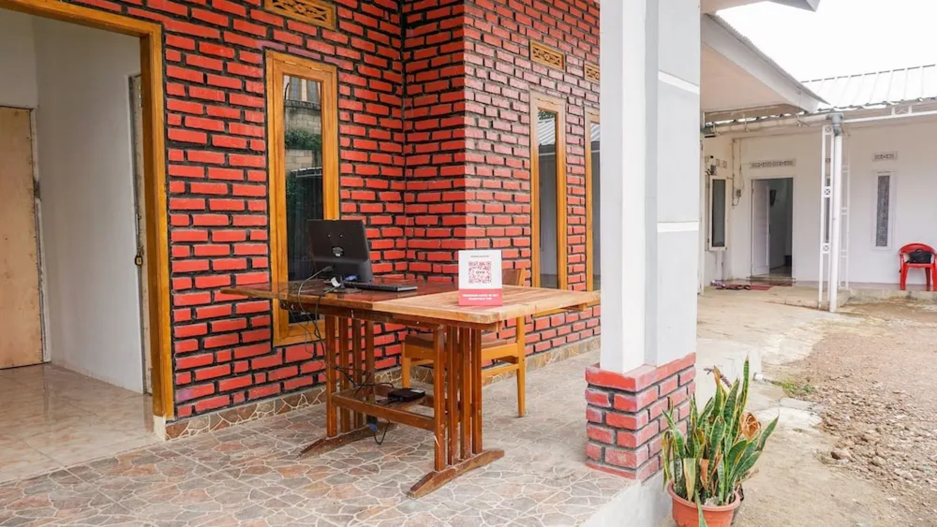 Cempaka Homestay by OYO Rooms