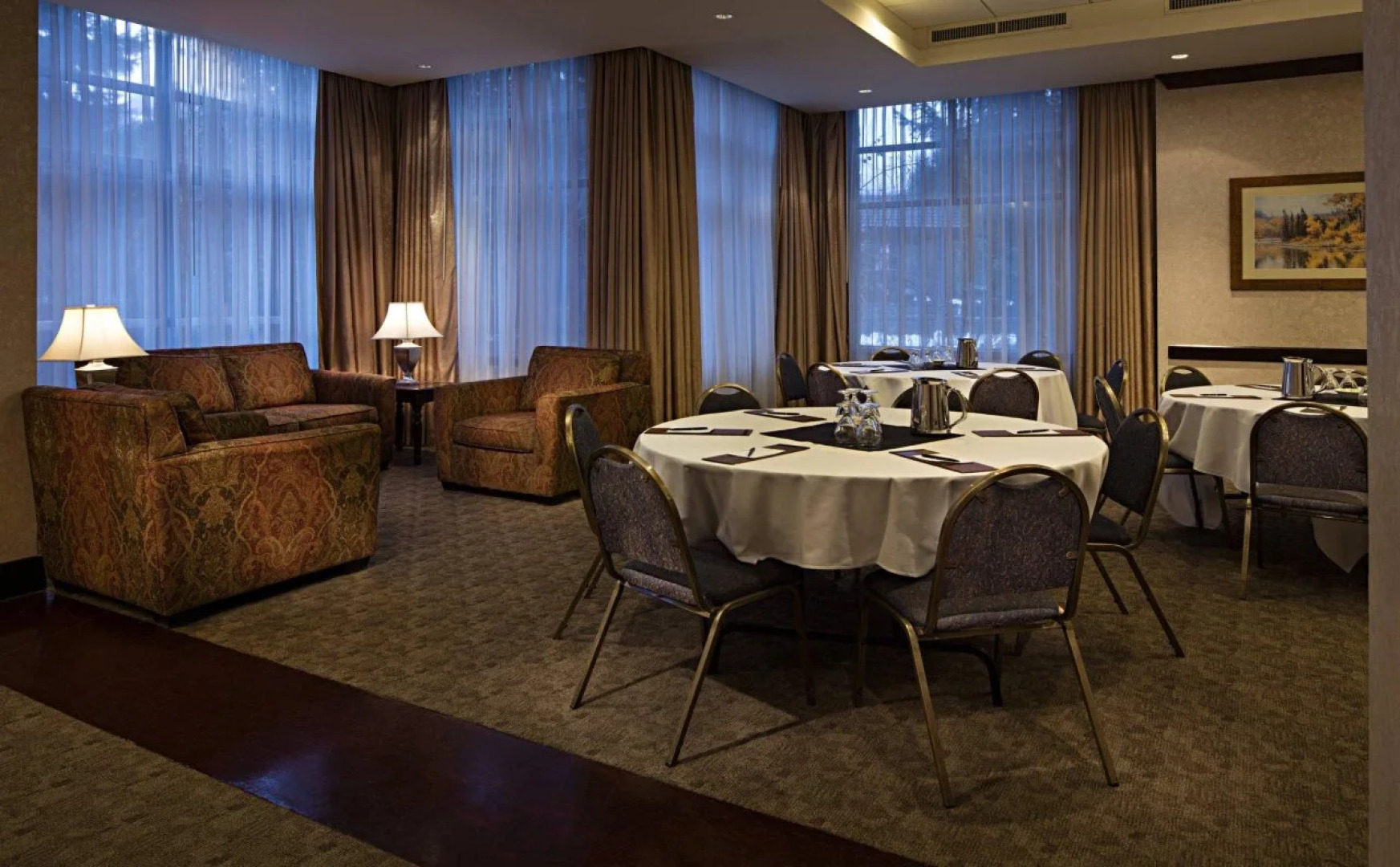 Delta Hotels by Marriott Whistler Village Suites