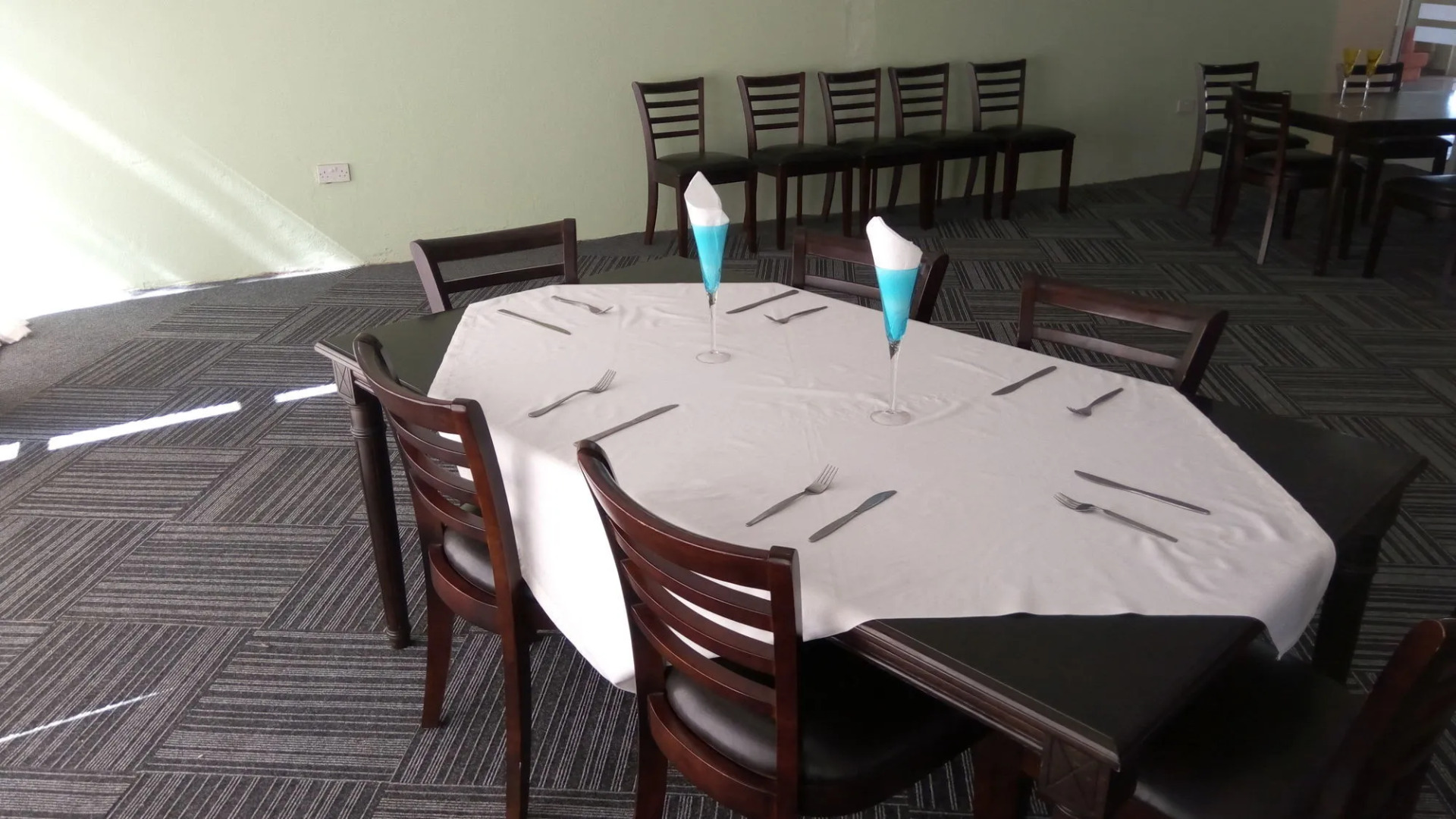 Tasha Lodge and Tours