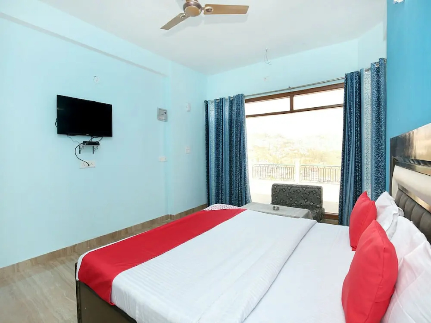 OYO 12485 Home Cosy Stay Aanji