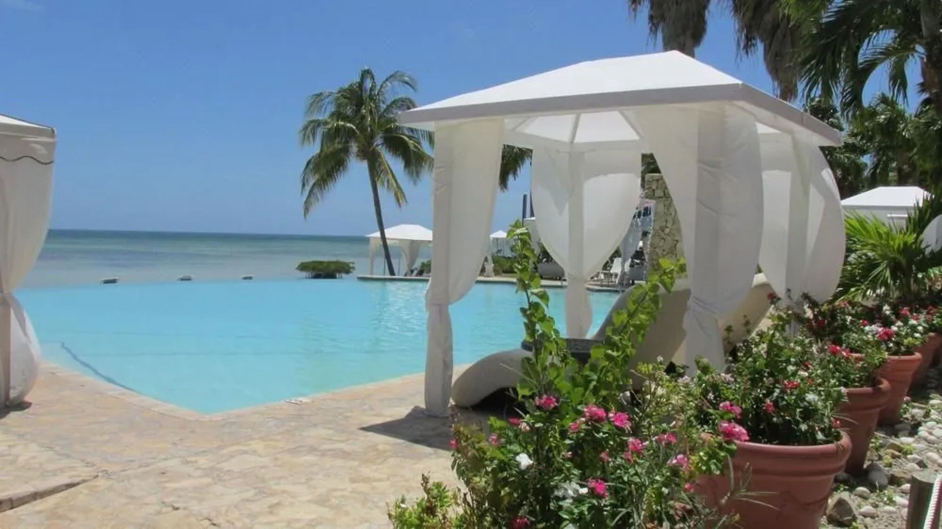 Grand Bahía Ocean View Hotel