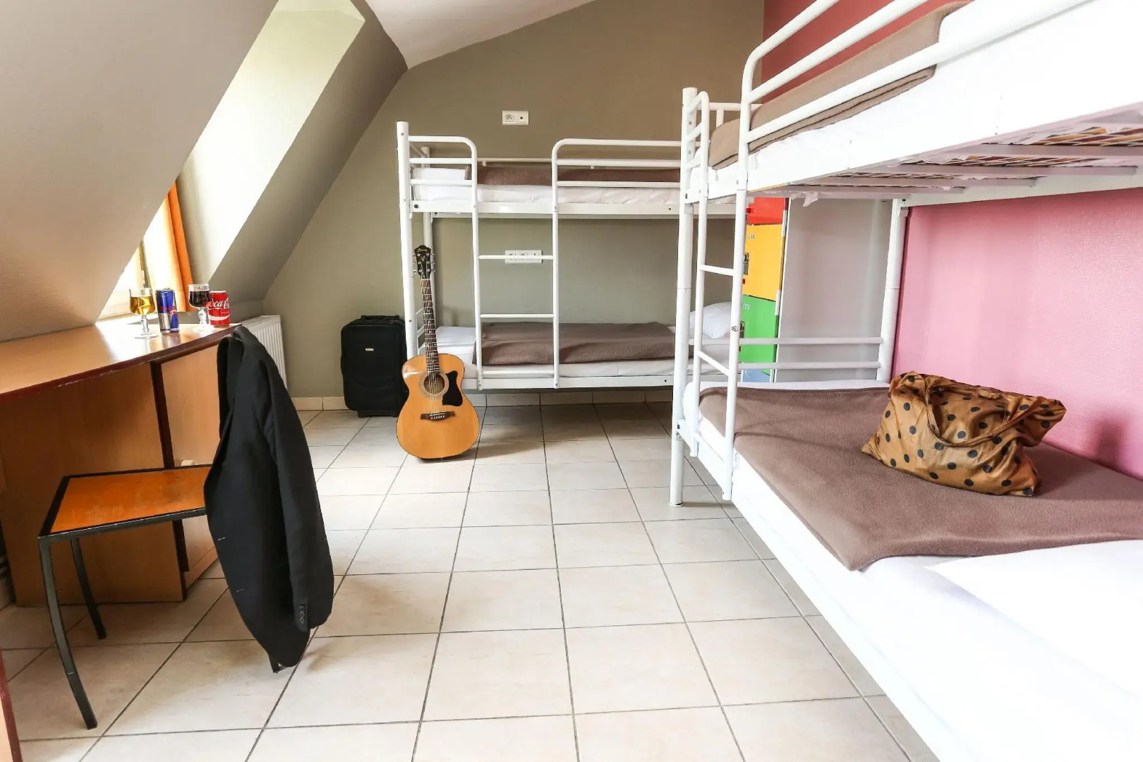 Хостел Le Montclair Montmartre by River