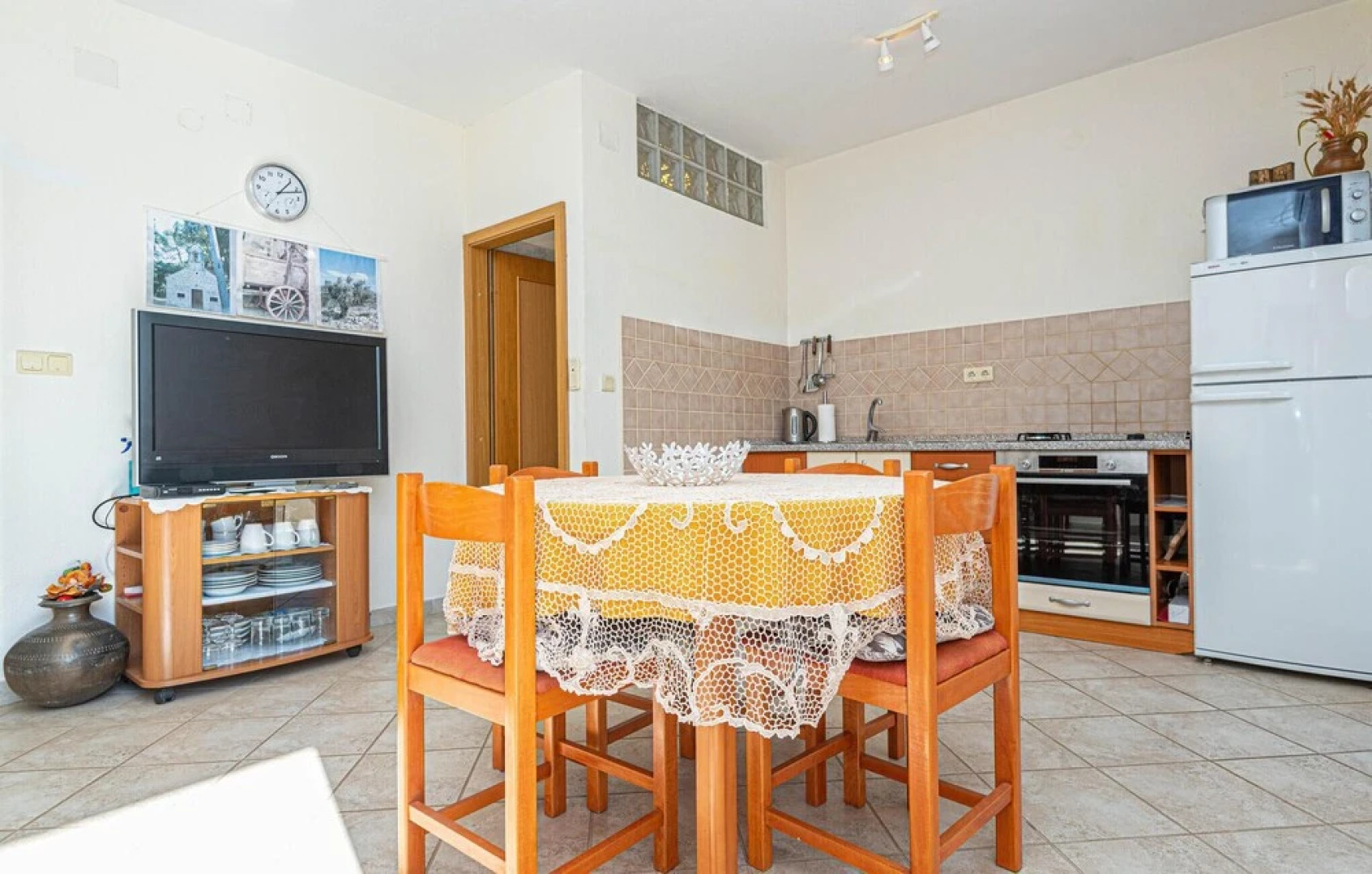 Awesome Apartment in Jadrtovac With 2 Bedrooms and Wifi