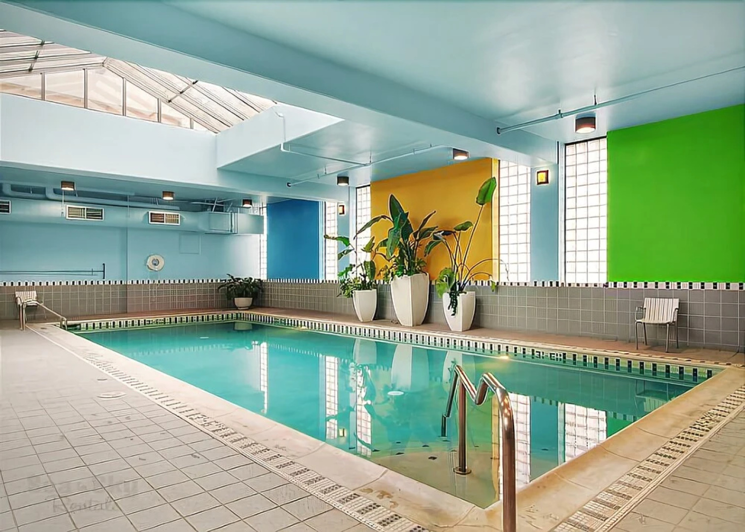 Harbor Steps Sound View Suite - Two Bedroom Apartment with Balcony