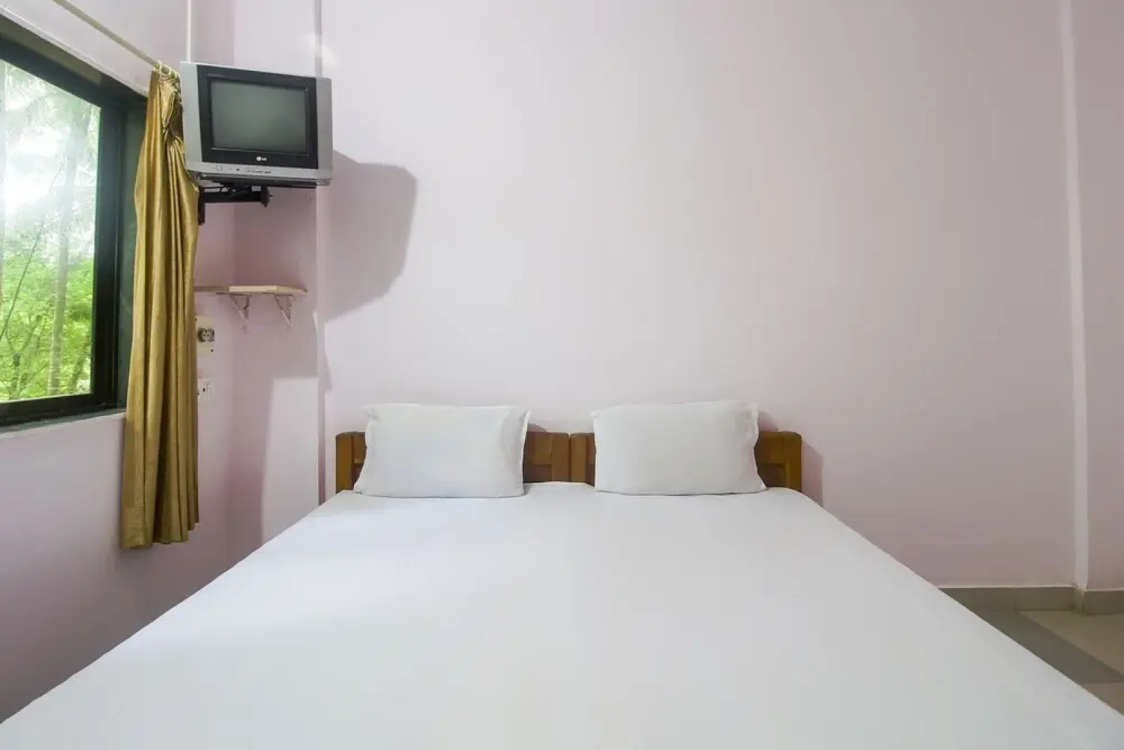 Spot on 44262 Jaideep Lodge