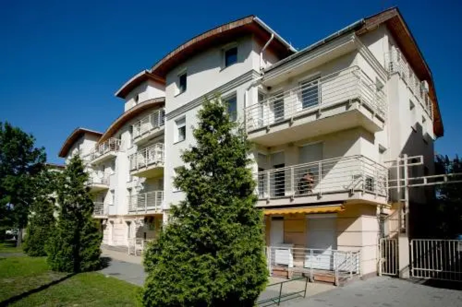 Aqua Wellness Apartments