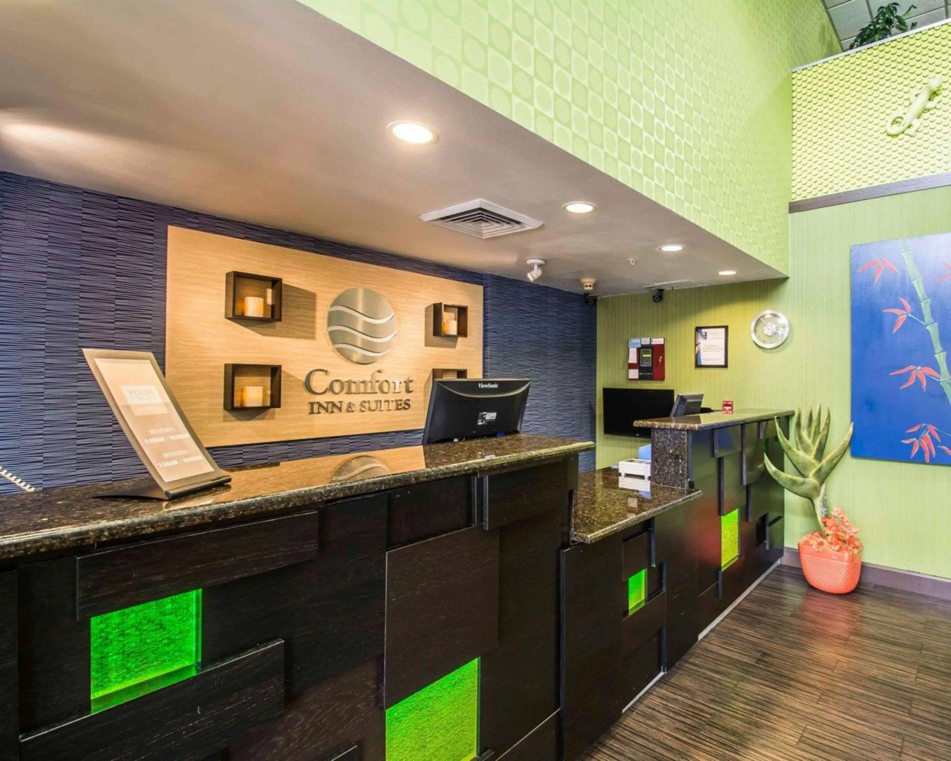 Comfort Inn & Suites Lantana - West Palm Beach South
