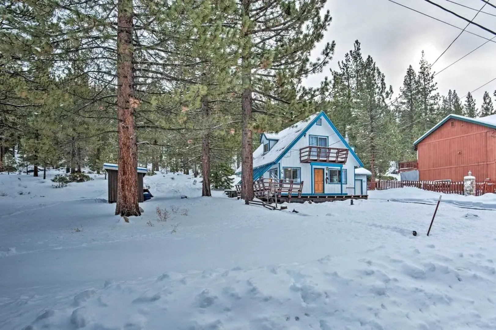 Peaceful & Upscale Ski Cabin: 11 Mi to Heavenly!