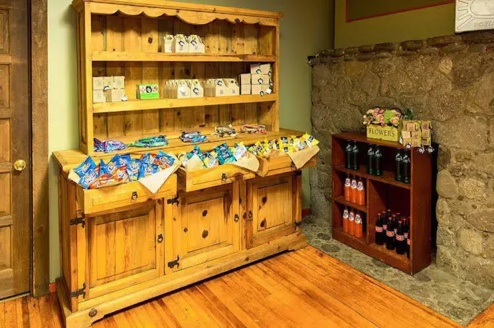 Pine Hill Arms Hotel