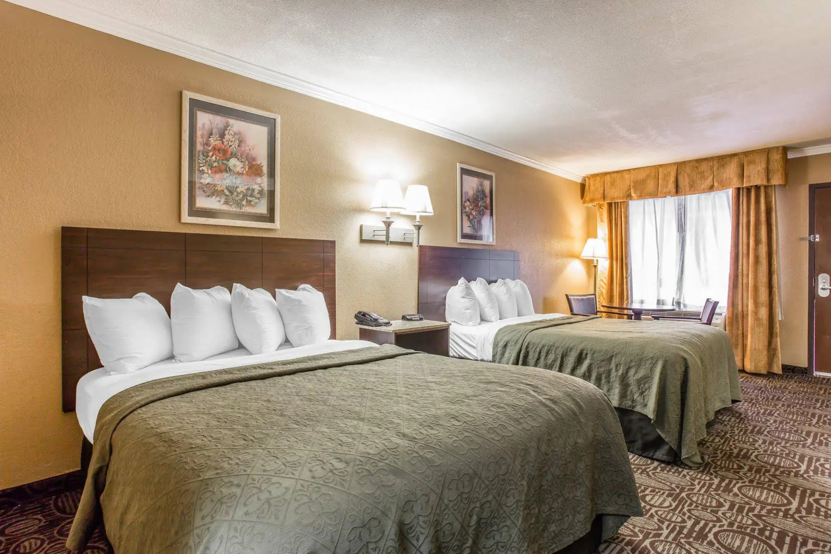 Quality Inn & Suites Ft. Jackson Maingate