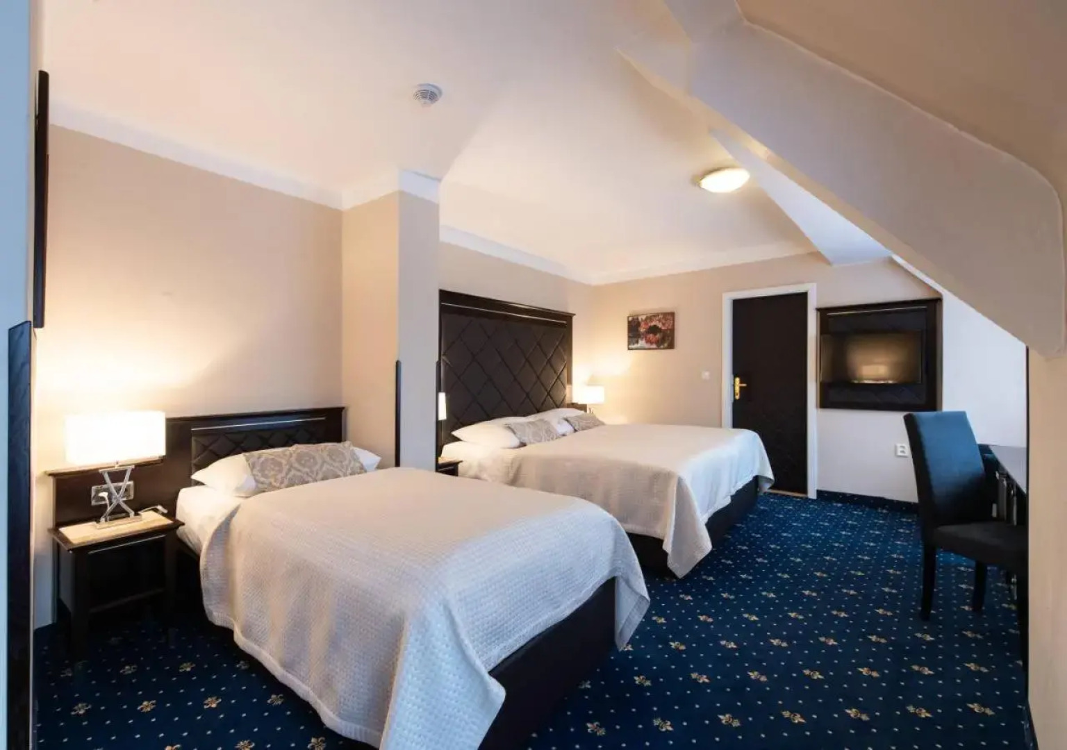 Pytloun Old Armoury Hotel Prague