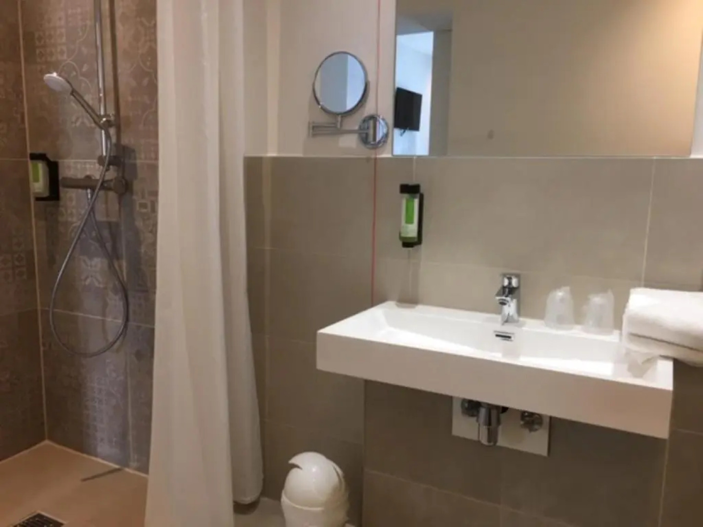 SleepySleepy Hotel Dillingen