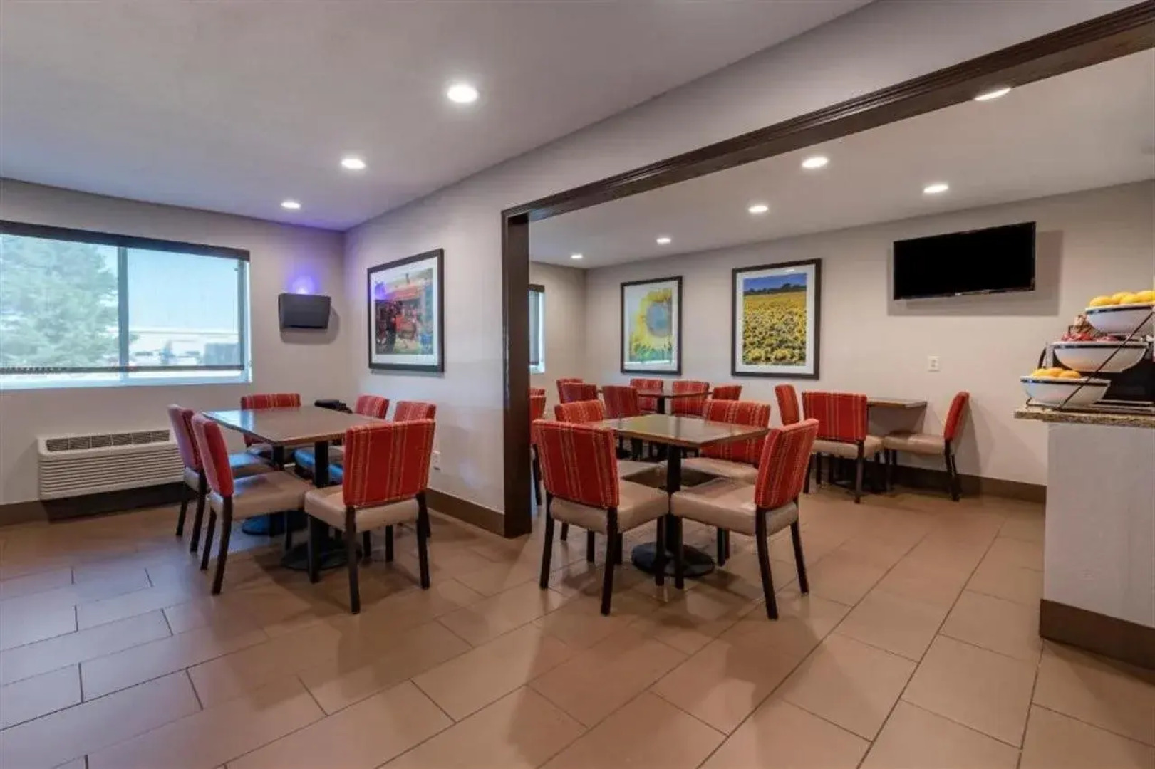 Comfort Inn & Suites Hays I-70