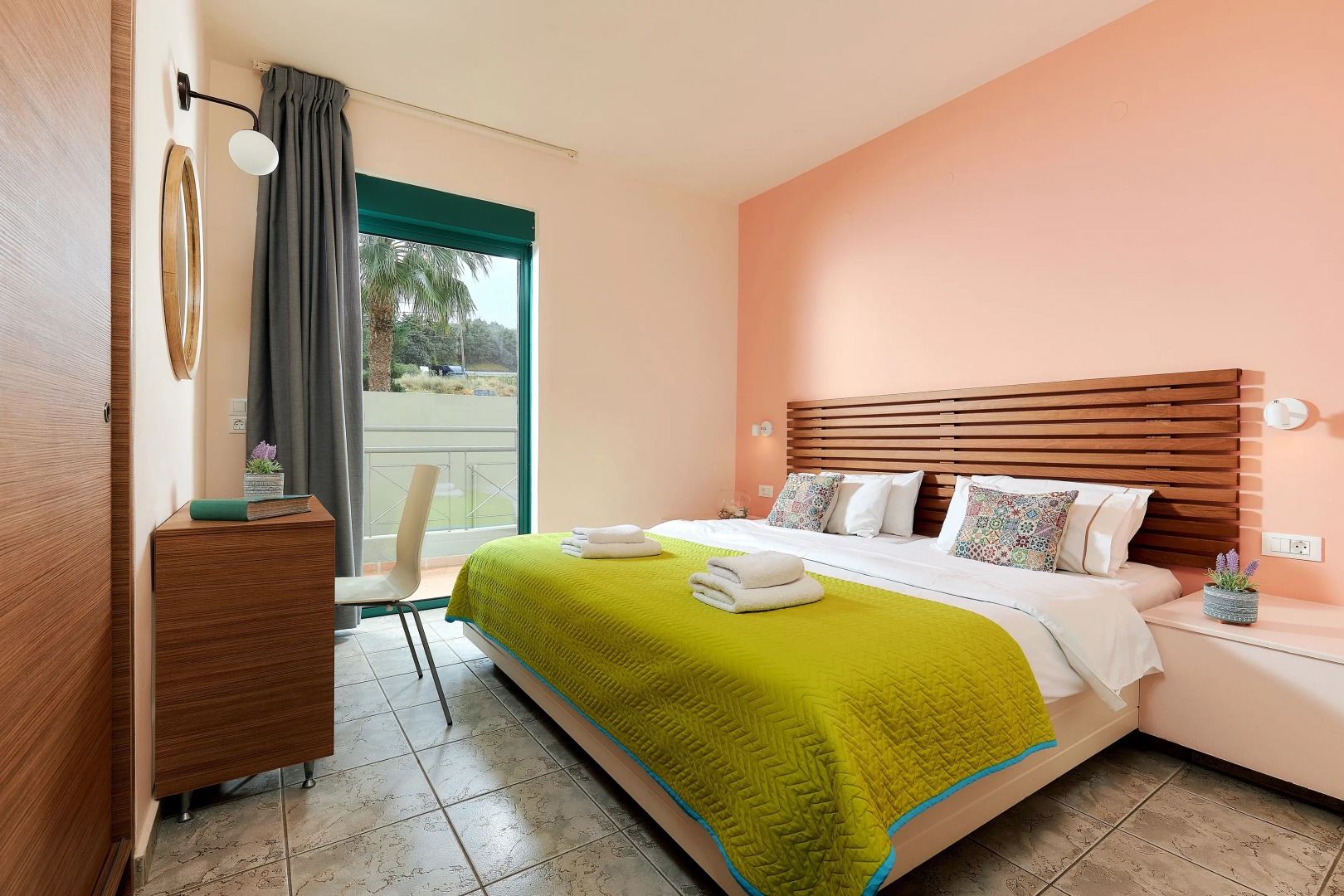 Bella Vista Hotel by Checkin