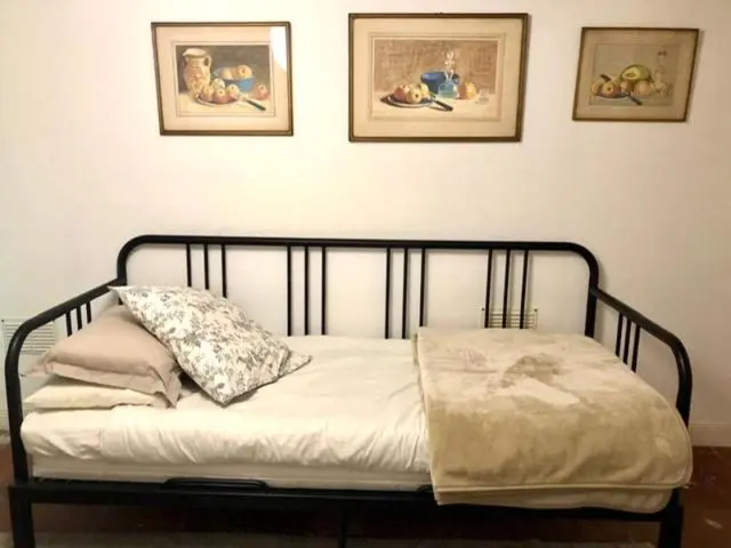 Dieppe centre charming spacious home for 2-8 guests