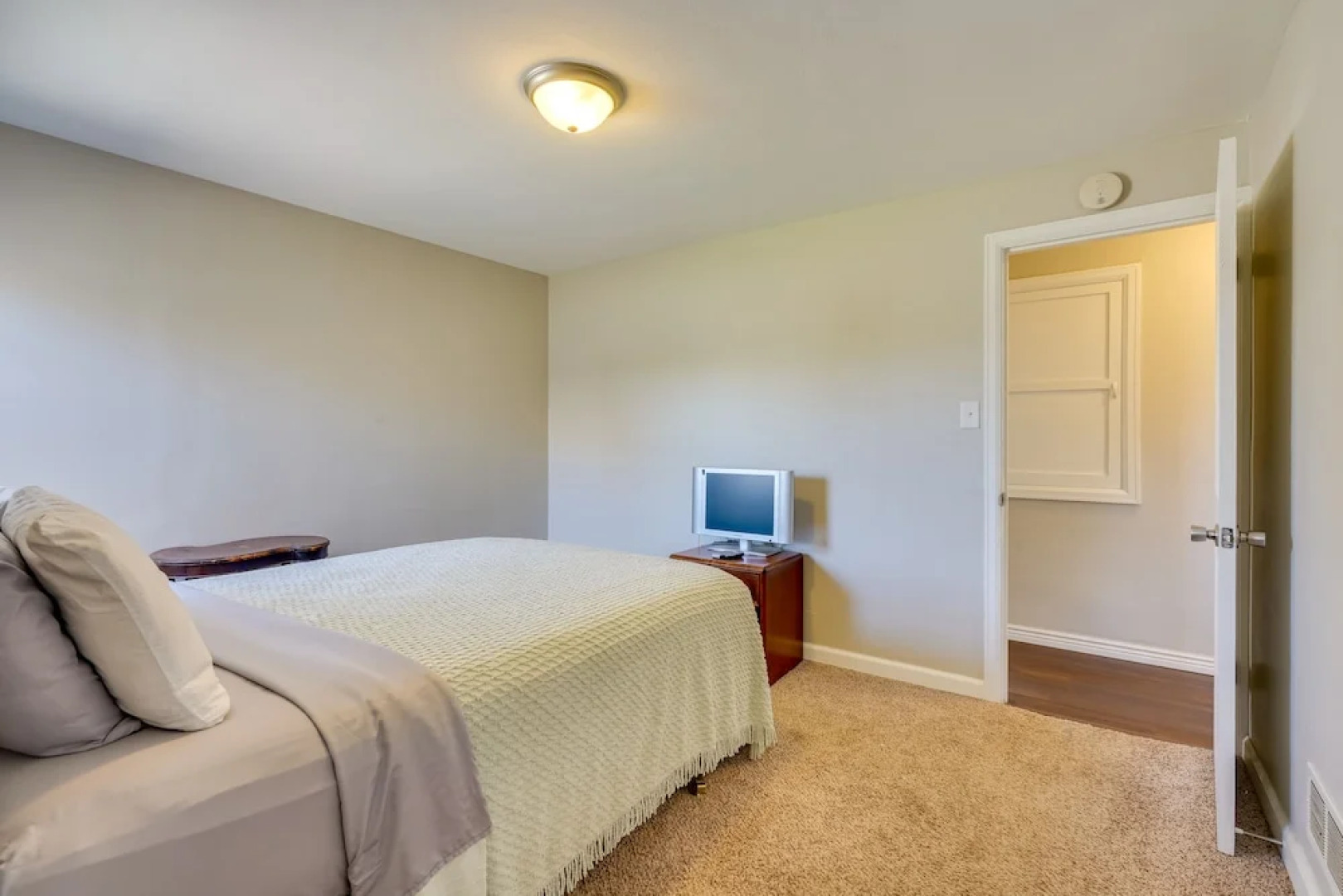 Pueblo House by Riverwalk, 2 Miles to Fairgrounds!