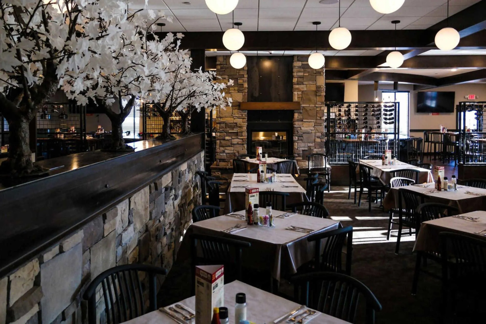 Copper King Hotel & Convention Center