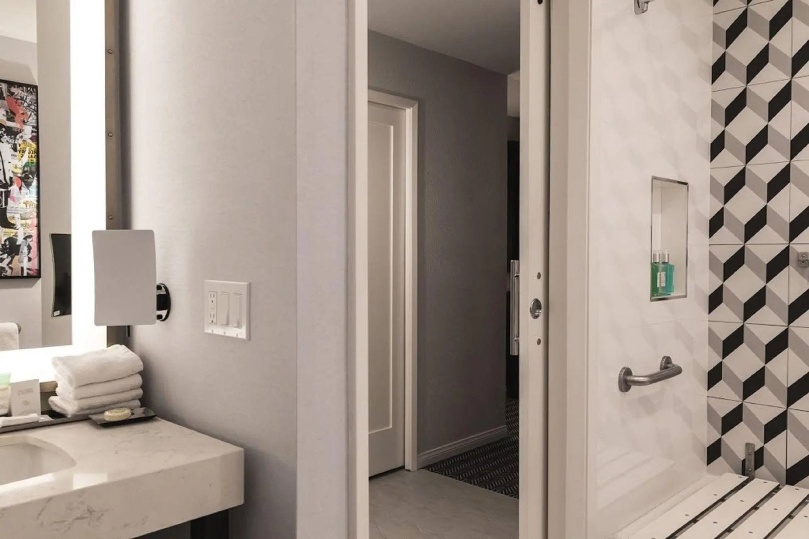 Montrose at Beverly Hills