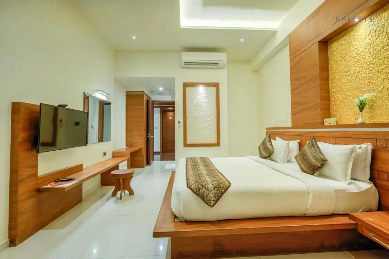 Hotel Pioneer Grand Palace