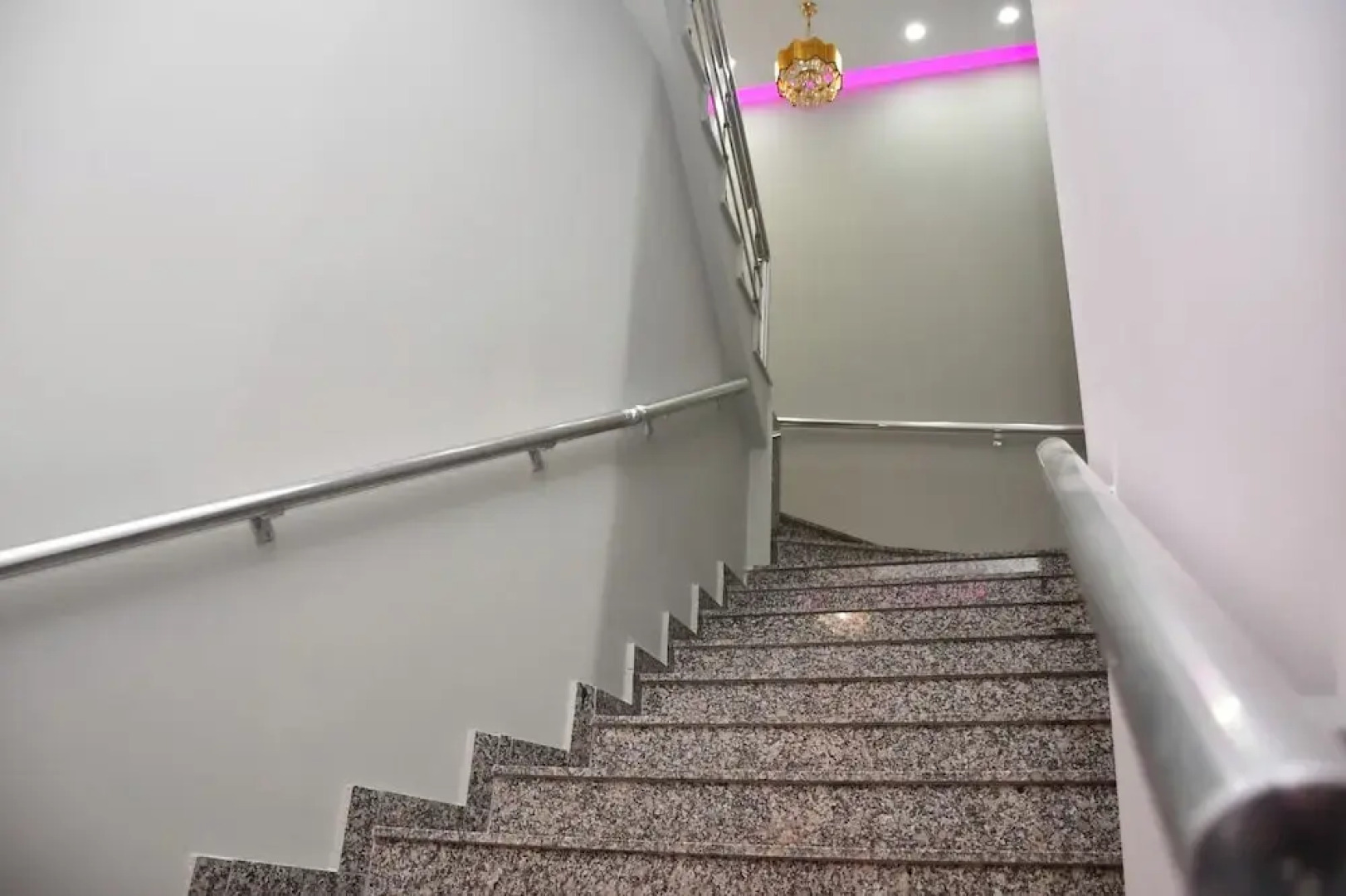 London Restaurant Hotel