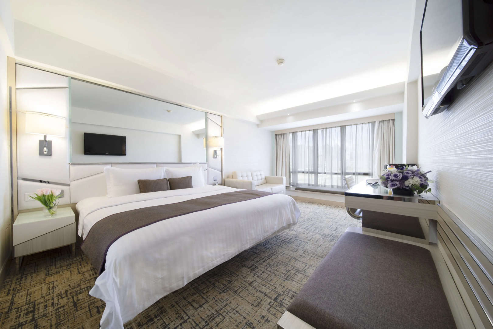 Regal Oriental Hotel