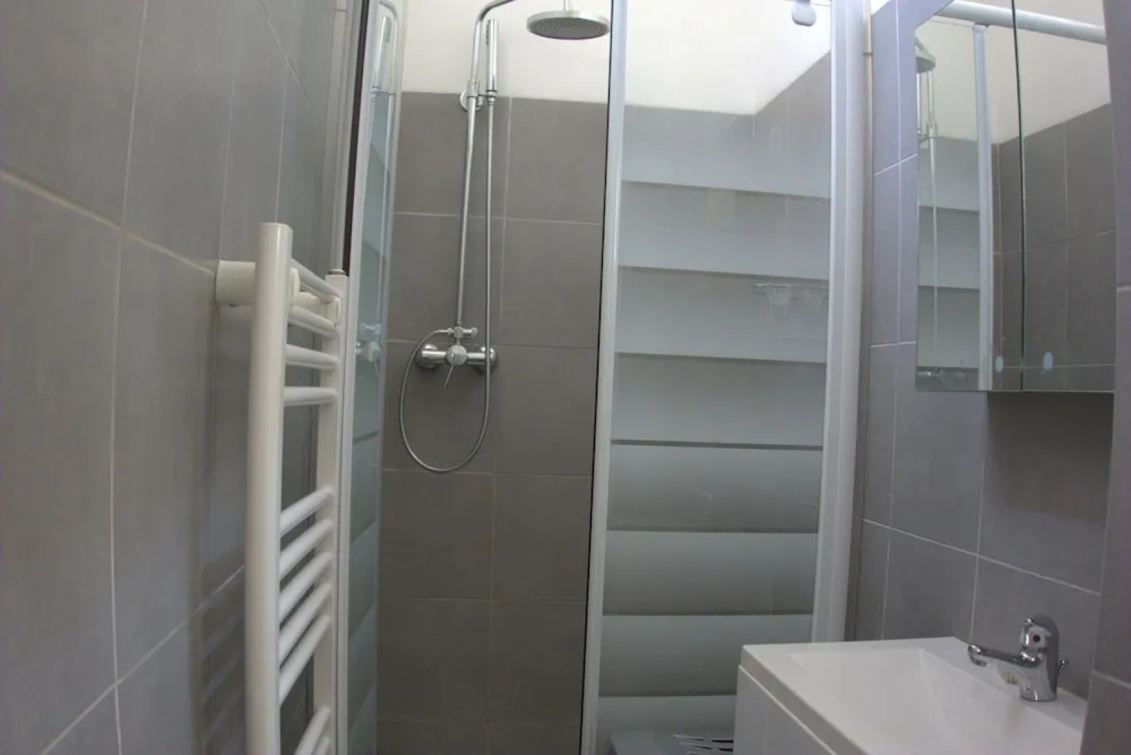 Monte Carlo Bordering