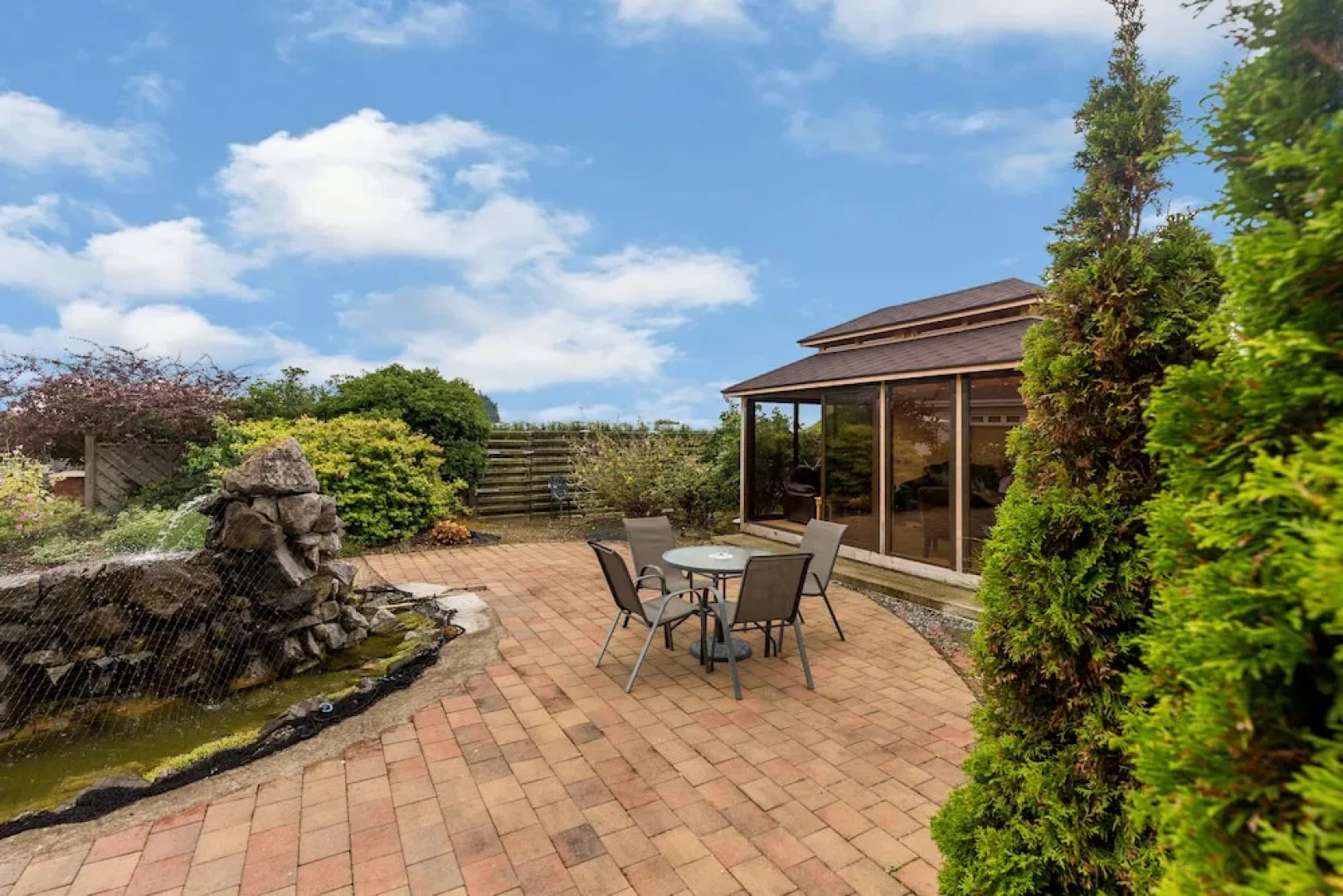 Airport View Hotel & Secret Spa