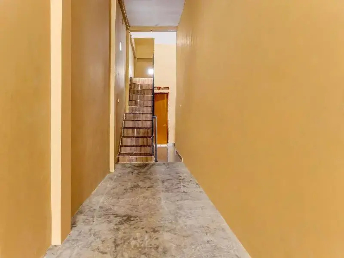 Oyo 91223 Mutiara Guest House