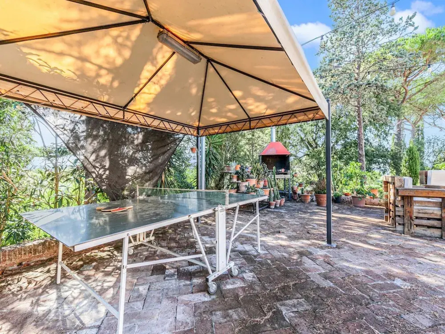 Belvilla by OYO Farmhous With Swimming Pool