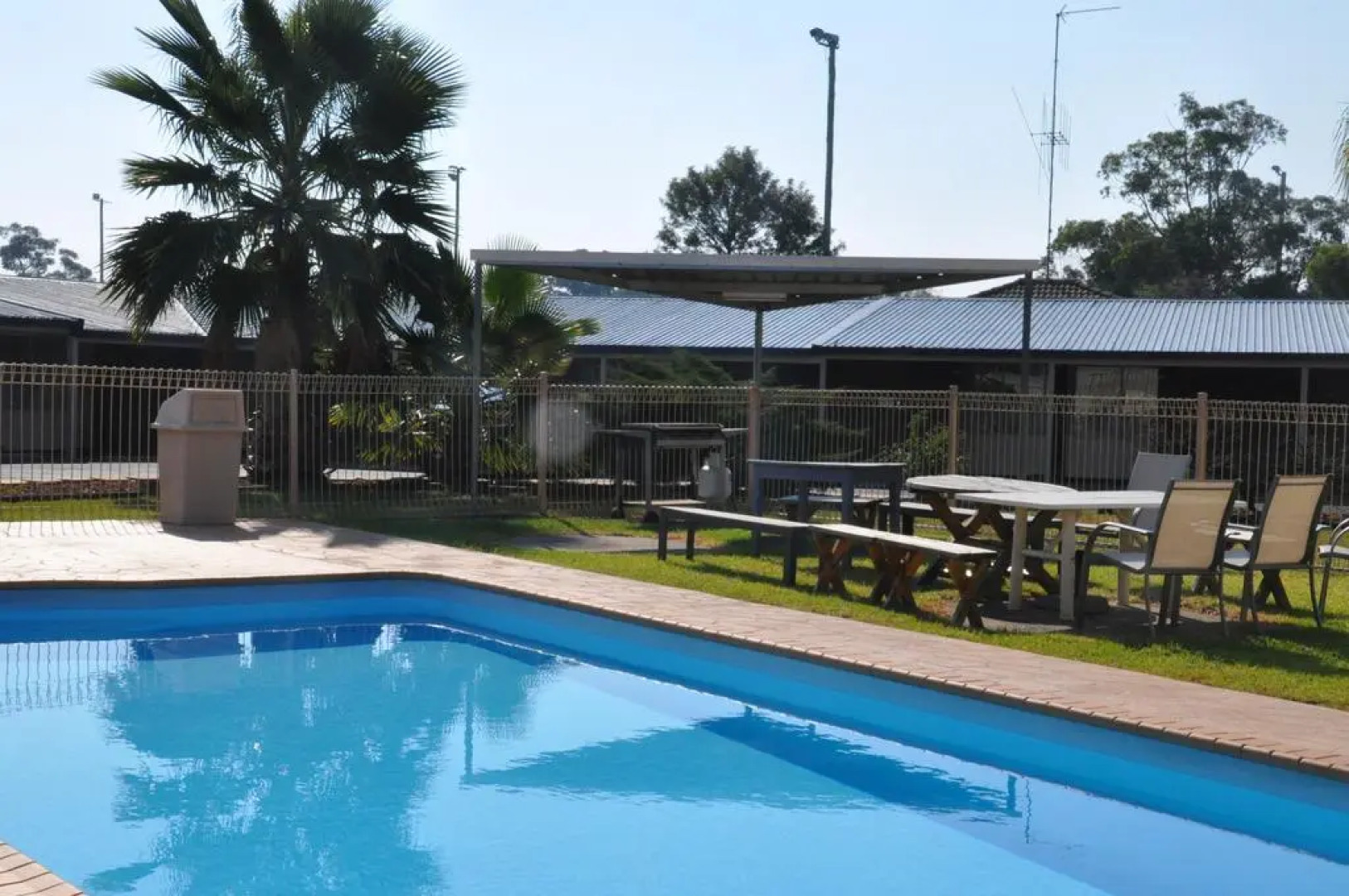Parkview Motor Inn Parkes
