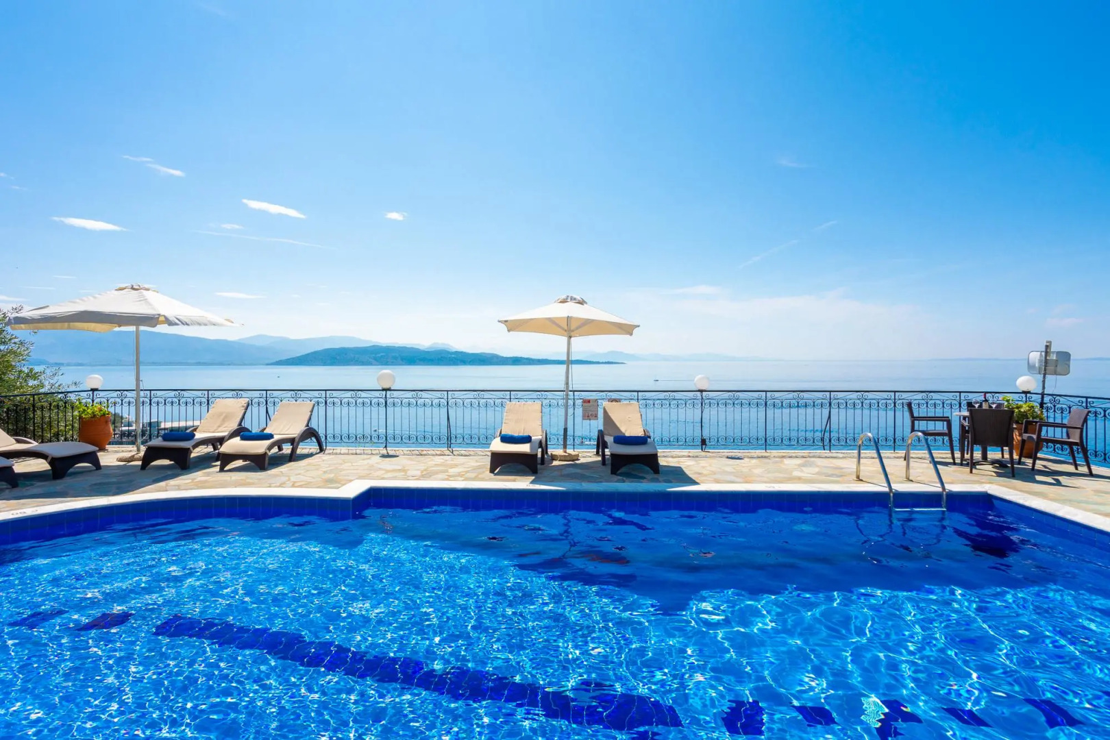 Villa Lina Large Private Pool Walk to Beach Sea Views A C Wifi Eco-friendly - 2171