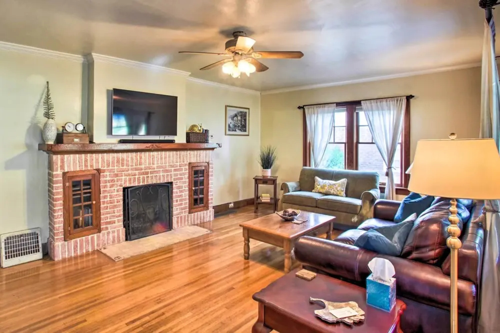 Peaceful Family Home w/ Deck: 3 Mi to Dtwn Spokane