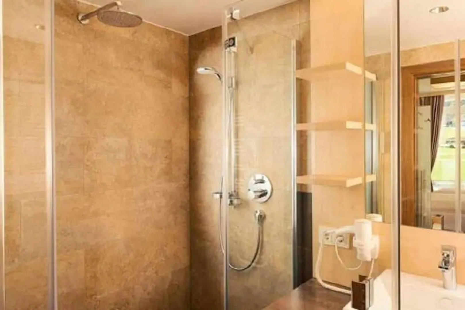 Guthof Lutz Appartement mit kostenlosen Sommerbergbahnticket Mai bis Oktober