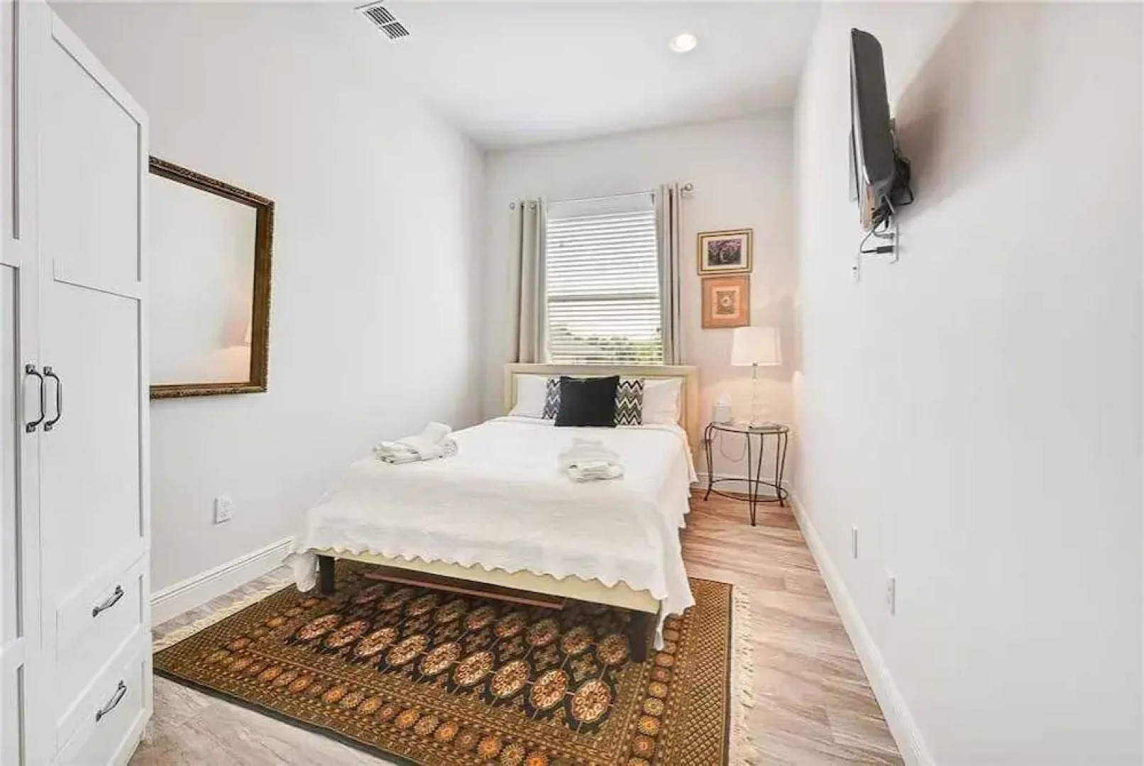 Pure Delight - Two Bedroom Condo