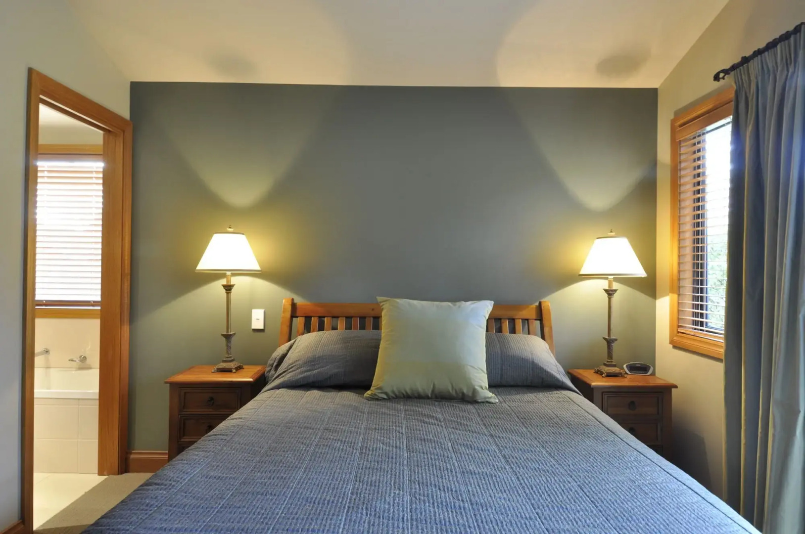 Lansdown Peaks Apartments