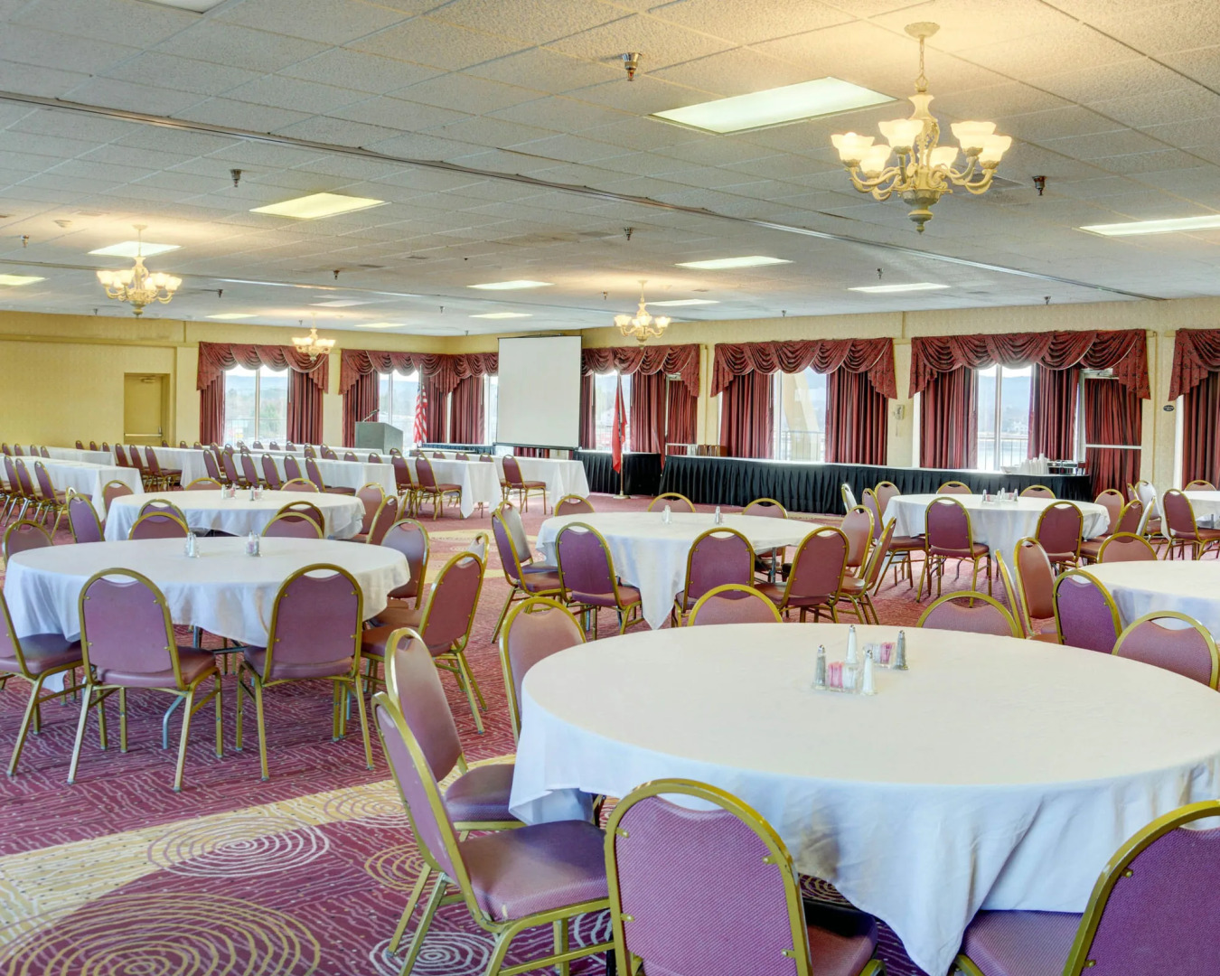 DoubleTree by Hilton Hot Springs