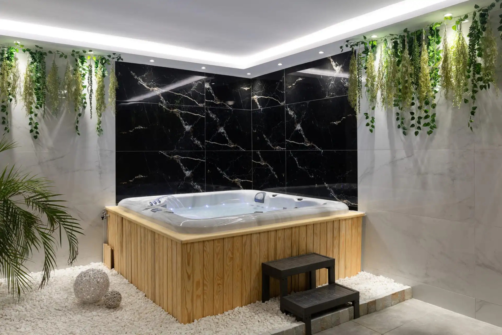 Akrolithos luxury suites