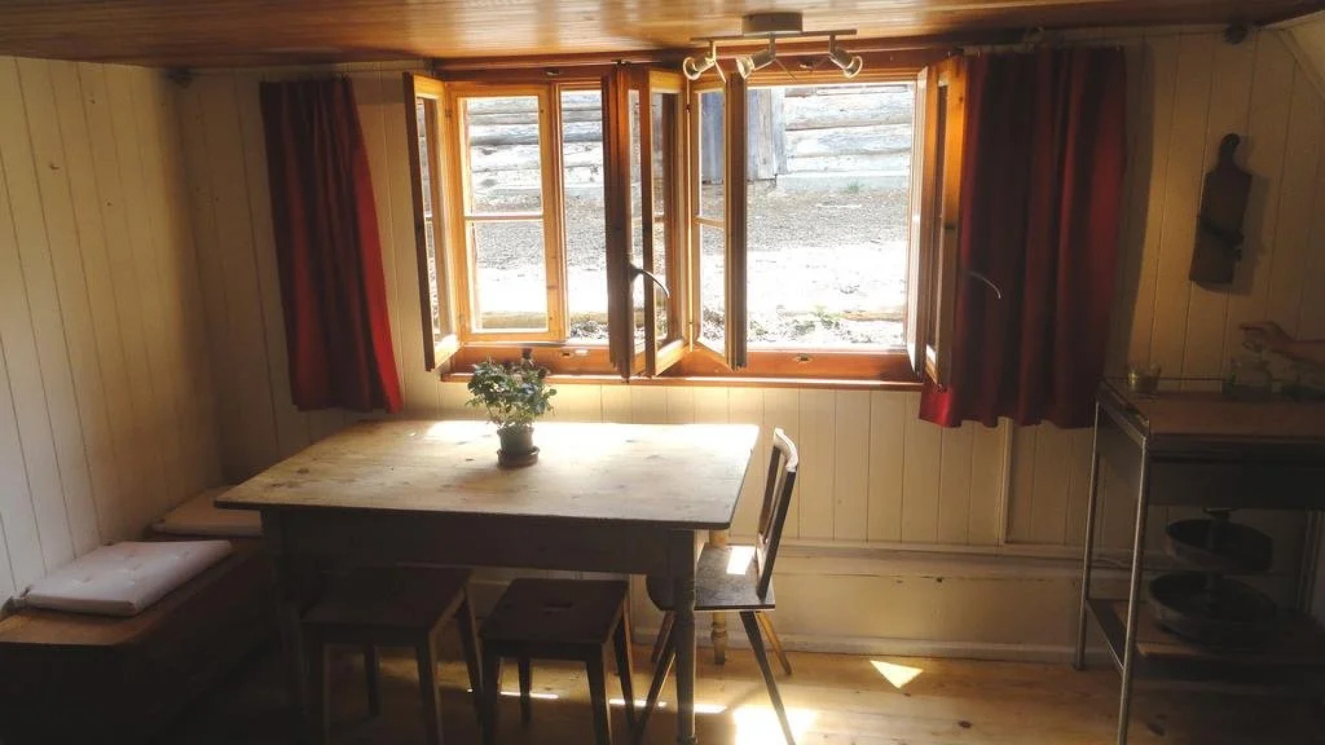 Chalet Aelpli Bed and Breakfast