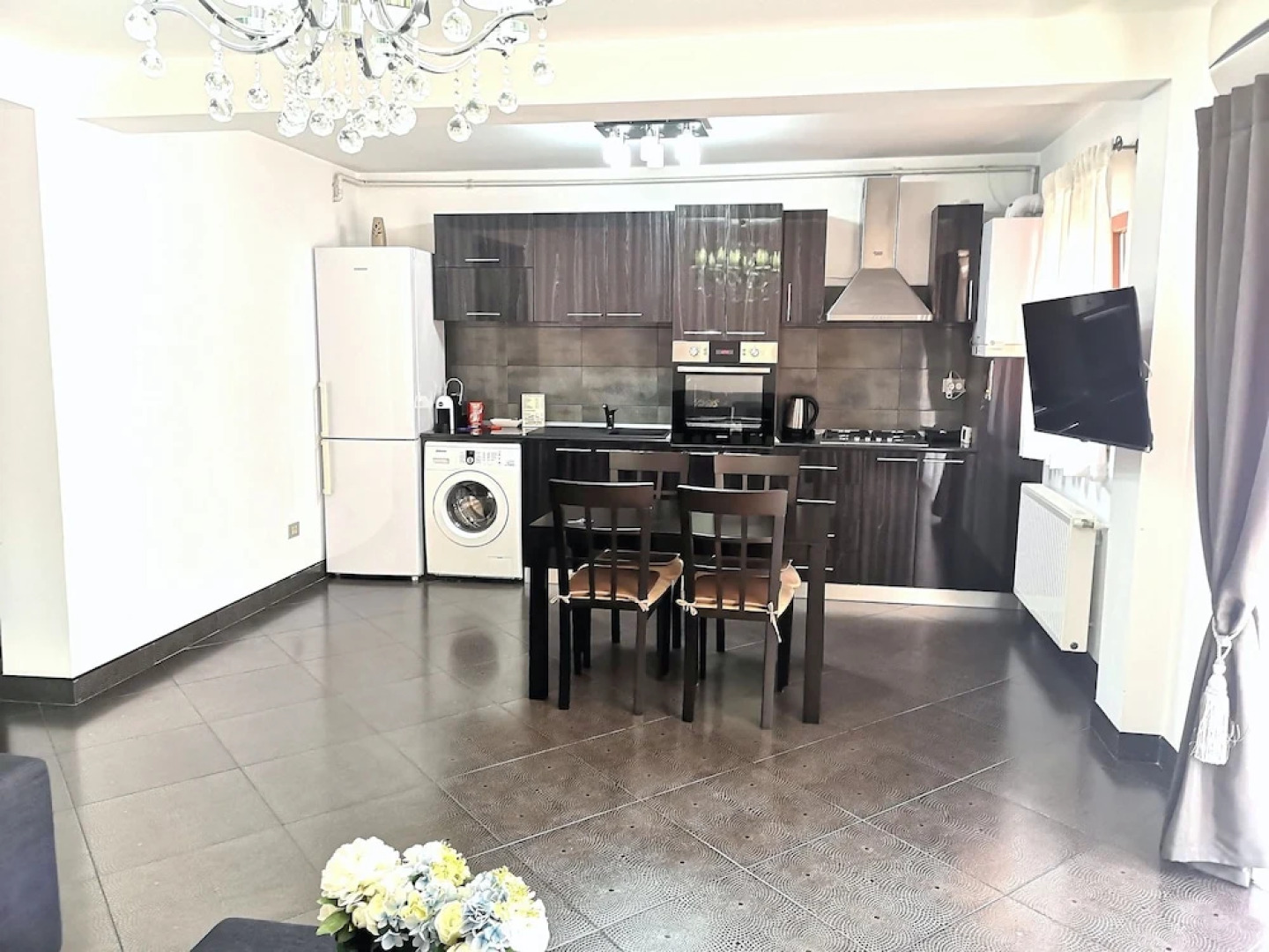 Casa Bella Apartments