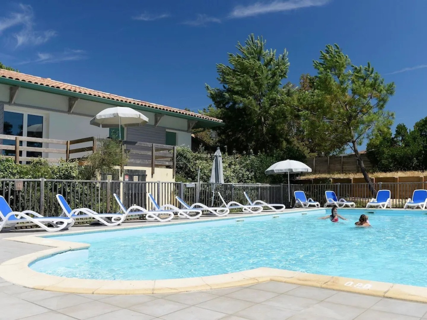 Quaint Apartment With a Garden, Just 350 m. From the Beach