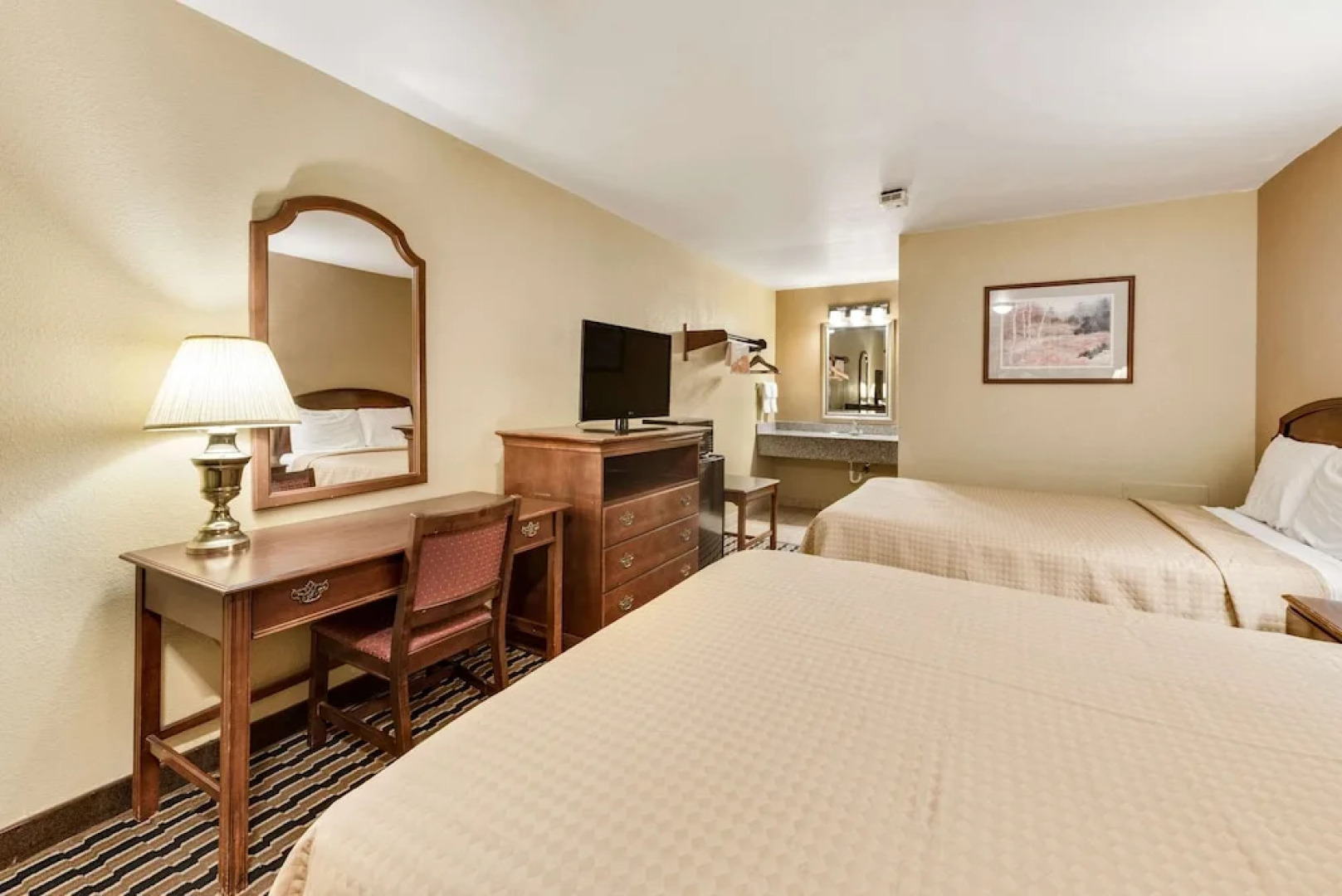 Americas Best Value Inn - Columbus/West