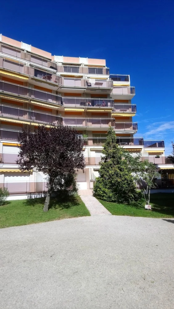 Apartment With 2 Bedrooms in Vaux-sur-mer, With Furnished Terrace and