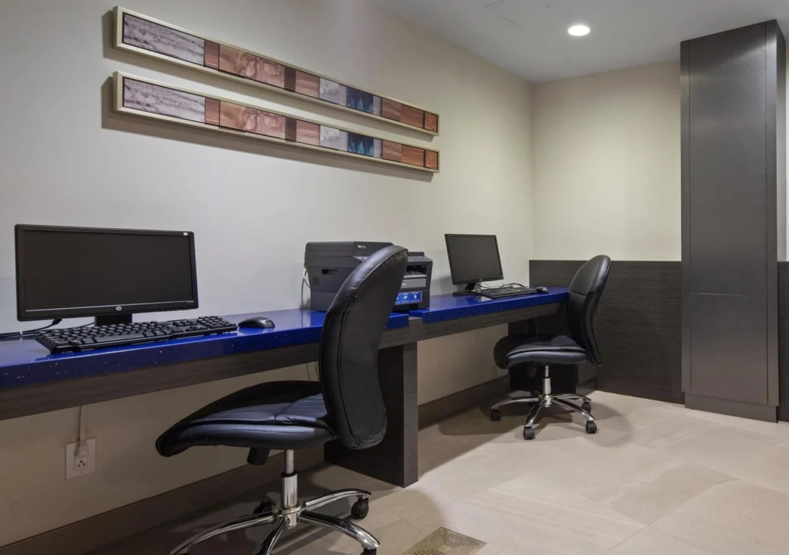 Отель Hotel Levesque