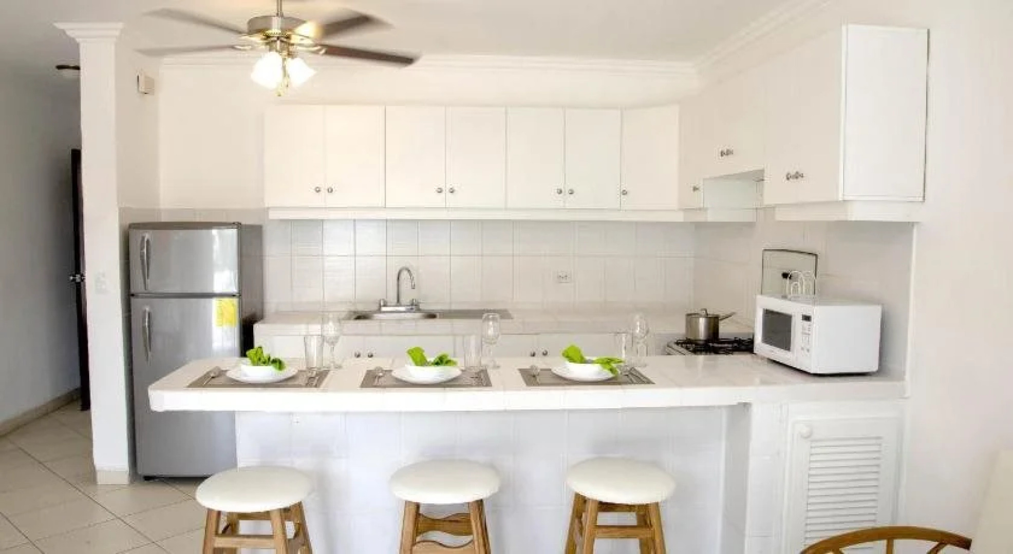 Green9 Hotel & Beach Resort Same