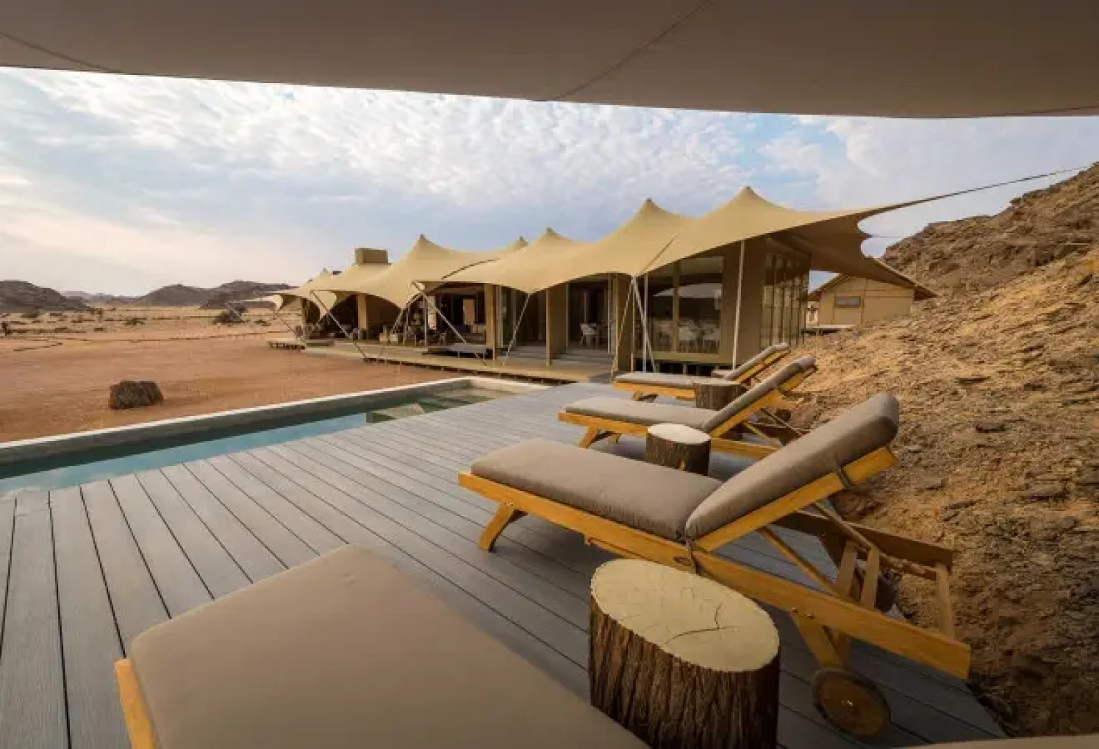 Hoanib Skeleton Coast Camp