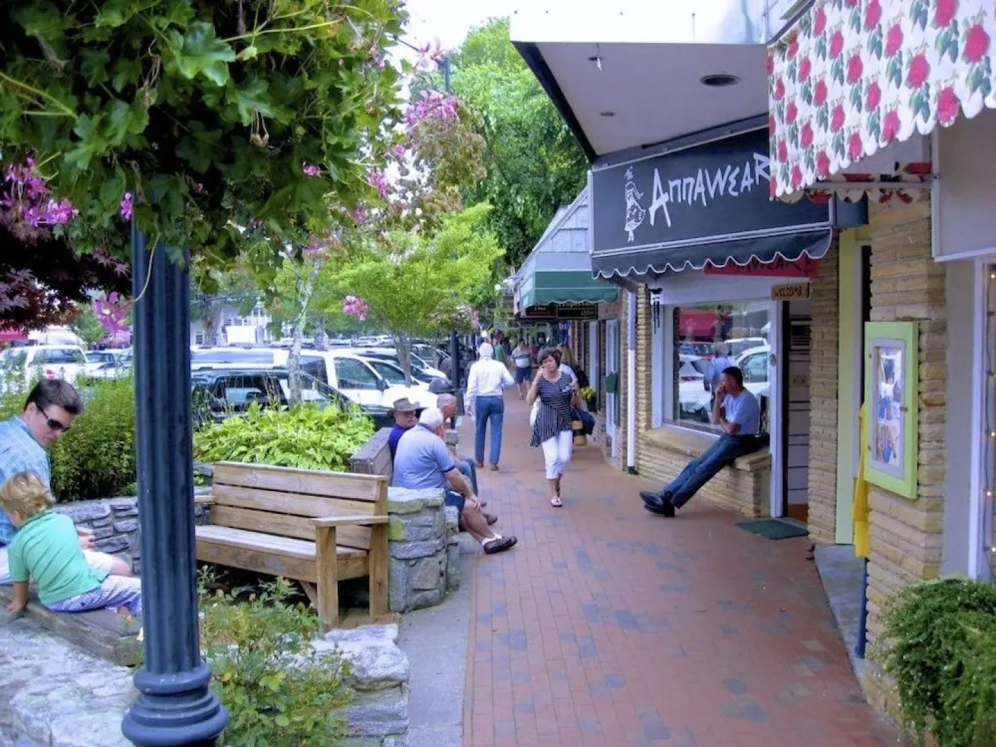 North Carolina Mountain Retreat - 1 Br condo by RedAwning