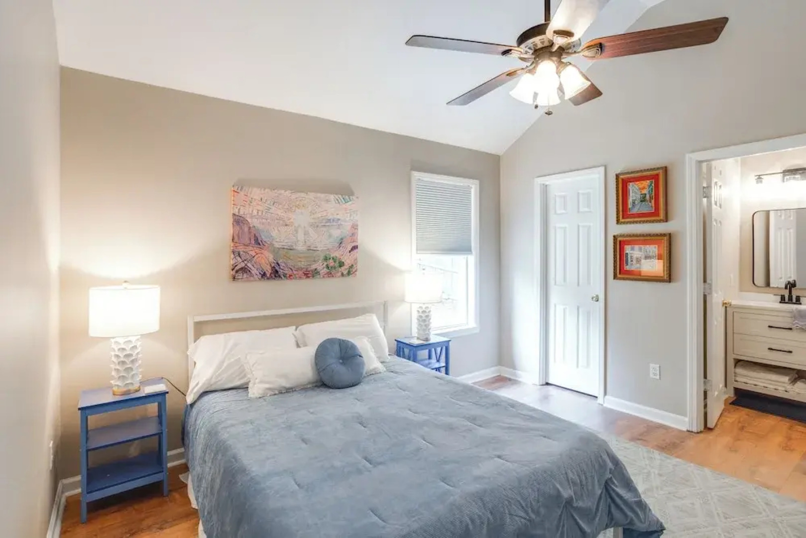 1 Mi to Ole Miss: Pet-friendly Retreat w/ Yard