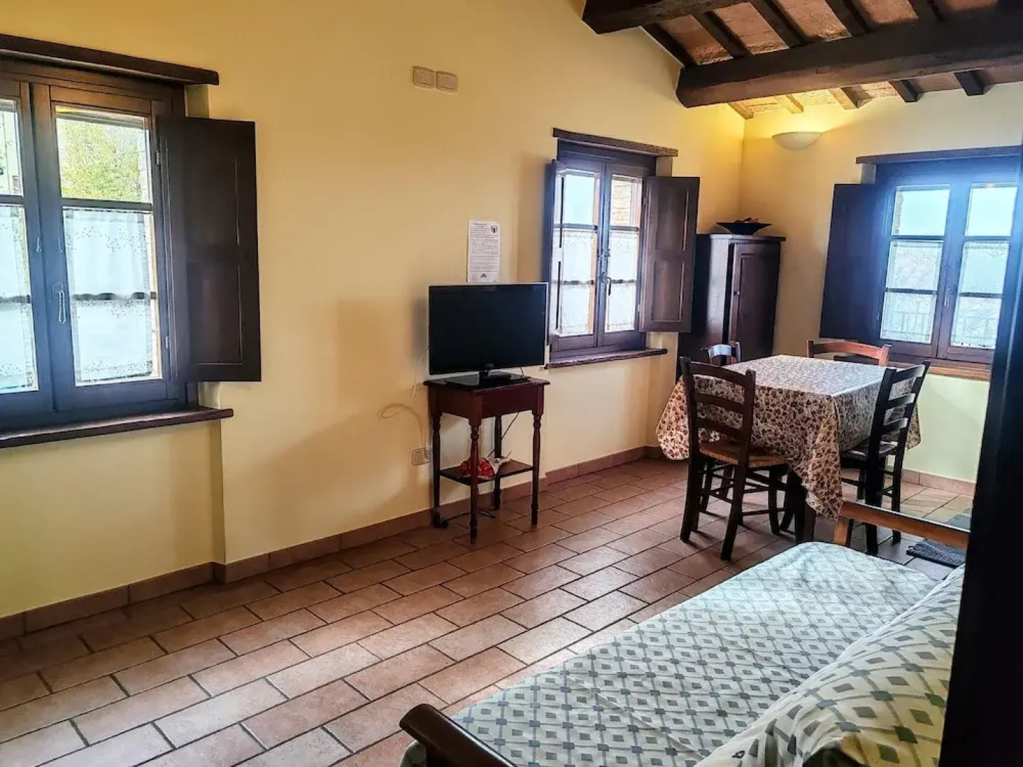 Farmhouse in Marche With Pool & Verdicchio Wines