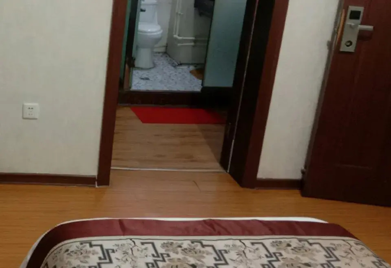 XinYuHaoHotel（formerlyOrientalPearlHotel）